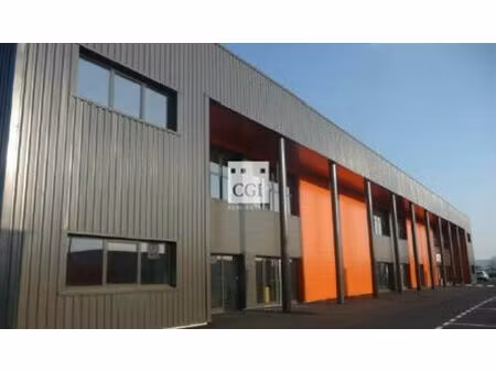 location bureau 175 m² à arnas (69400)