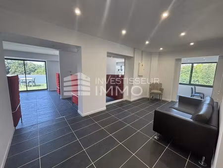 bureau avec terrasse privative à louer sur avon