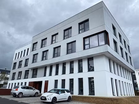 vente/location bureau chartres de bretagne 517 m²