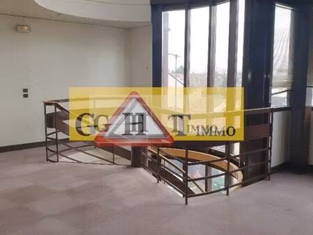 location bureau 18 m² à drancy (93700)