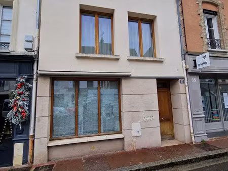 local de bureaux hyper centre houdan