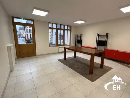 local completement renové