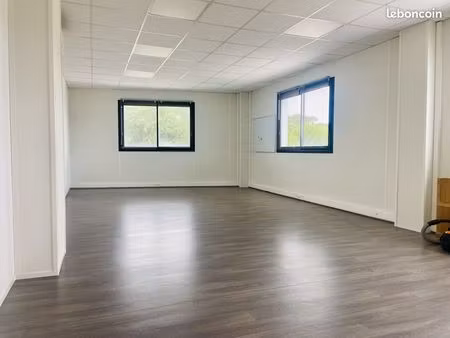 bureaux 62 m² martillac