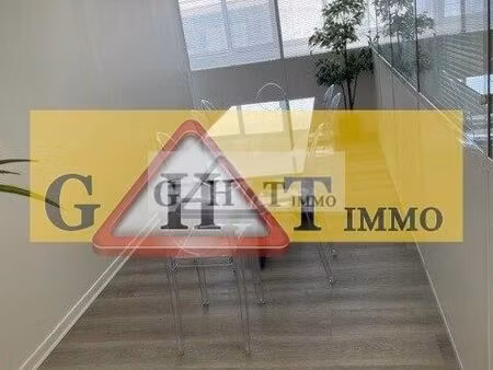 location bureau 25 m² à neuilly-sur-marne (93330)