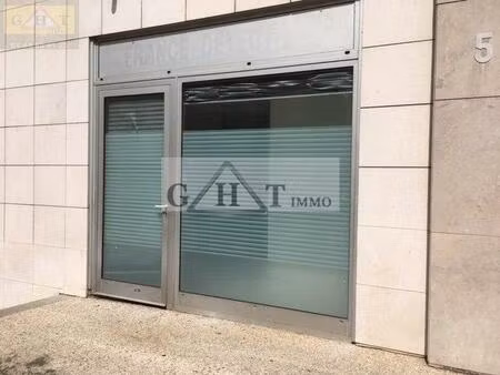 local/bureaux a vendre a saint mande 40m²