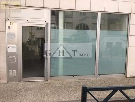 local/bureaux a vendre a saint mande 87m²