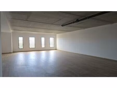 bureau 131 m² a louer / ze bure@u 2