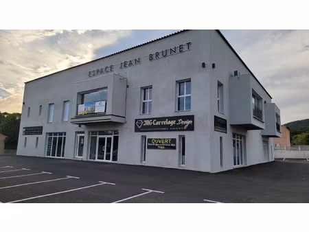 bureaux 253 m2 - solliès-pont -