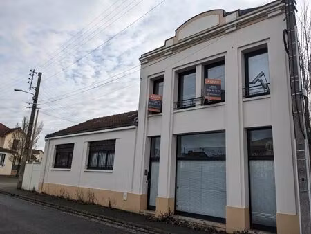 location commerce 7 pièces 207 m² à chartres (28000)