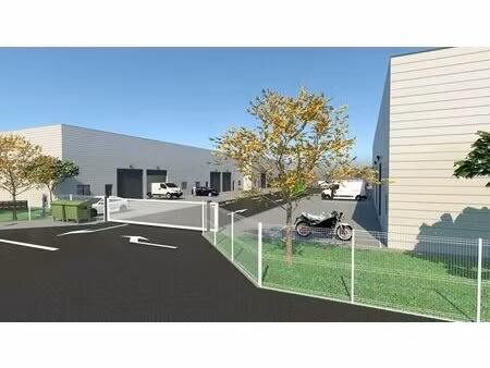 location commerce 2374 m² à faramans (38260)