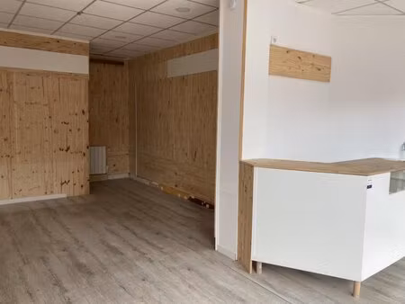 à louer fonds de commerce 30 m² – 600 € |maubeuge