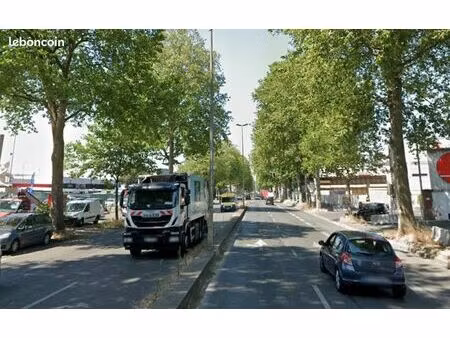 boutique 109 m² noisy le sec