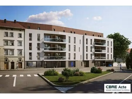 location commerce maxeville 539 m²