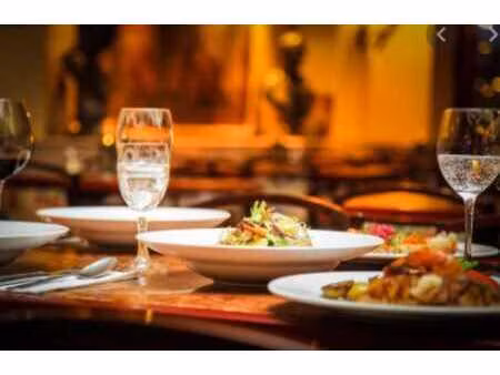 location commerce 120 m² à quimper (29000)