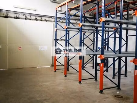 location commerce 500 m² à vailhauquès (34570)