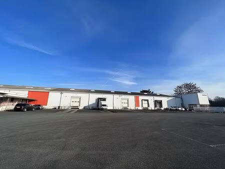 location entrepôt / local d'activités athis mons 3 120 m²