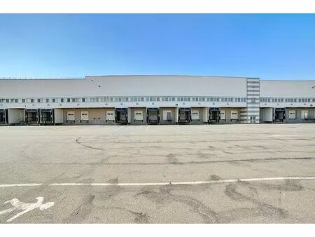 location entrepôt / local d'activités bruyeres sur oise 18 472 m²