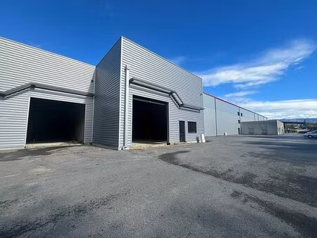 vente entrepôt / local d'activités chabeuil 3 943 m²