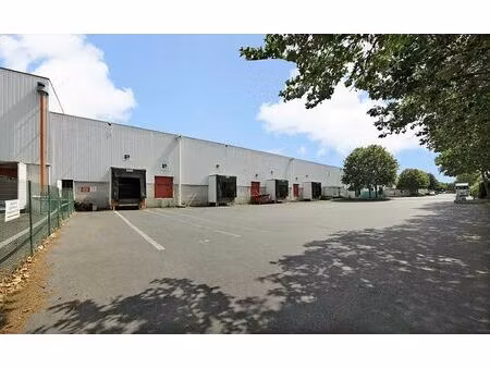 location entrepôt / local d'activités eragny sur oise 13 802 m²