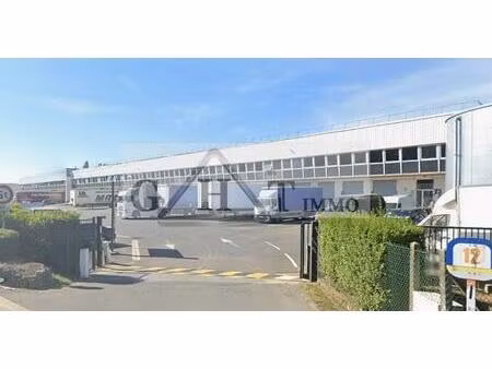 location local industriel 1352 m² à marly-la-ville (95670)