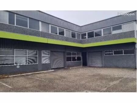 derniers locaux disponible/ entrepot / activité stockage saint etienne de 370m² et 450m²