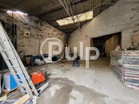 local industriel 200 m²