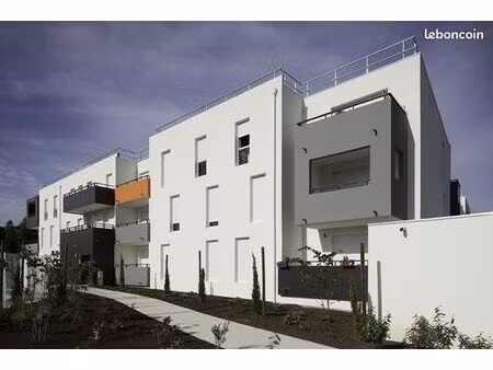 parking/box 12 m² chateauneuf les martigues