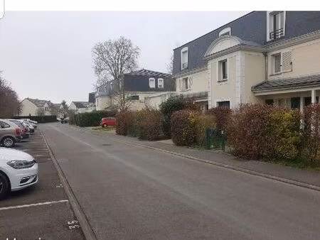 place de parking place parking place de stationnement place stationnement parking moissell