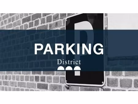 emplacement de parking en plein coeur du marais.