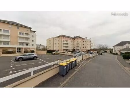 place de parking aérienne - rue grand carré