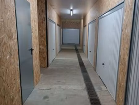 box à louer / garde meuble