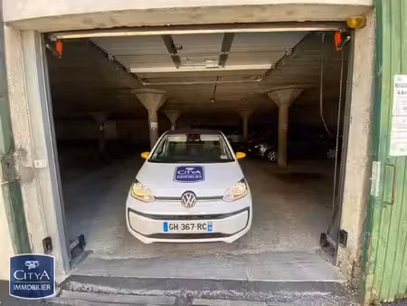 parking à louer - tulle (19) - 40€
