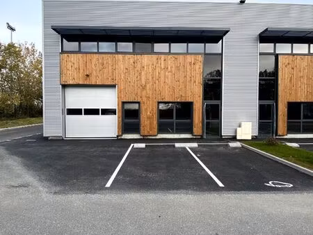 local 240 m² basse goulaine