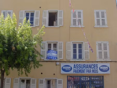 belleville centre local commercial