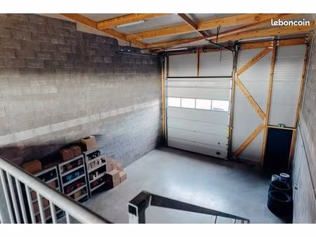 local d'activité 145 m²