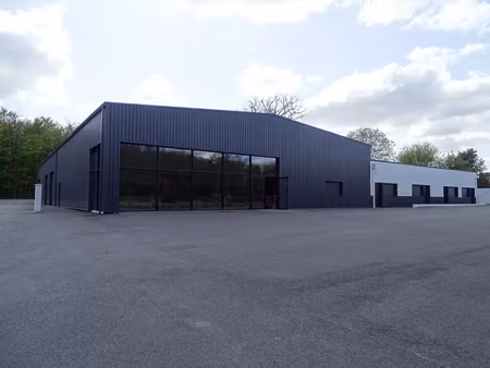 location local d'activités 6 pièces 1000m2 chaniers 17610 - 7500 € - surface privée