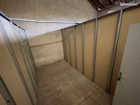 box garde meuble local stockage