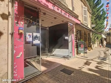 local commercial 79 m²