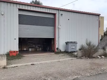 location locaux professionnels 269 m² à peypin (13124)  2 030 €