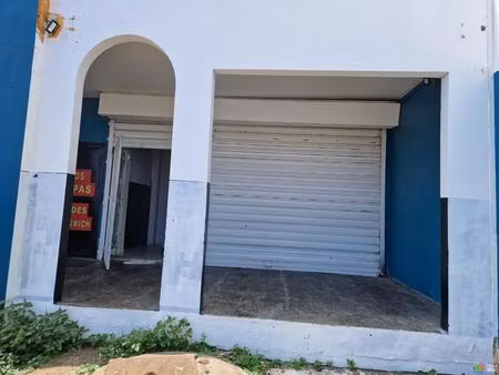 local commercial st-pierre  ile de la reunion