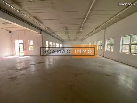 local d'activité 1 875 m²
