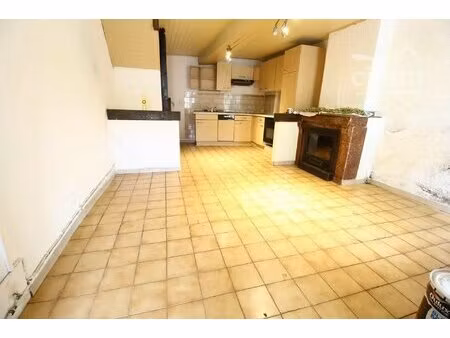 a vendre une maison de 69 m² avec jardin clôturé