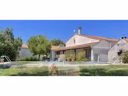 vente maison arces 17120 - - surface privée