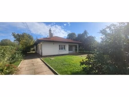 en vente plain pied 114 07 m² – 199 000 € |brin-sur-seille