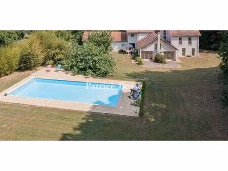 maison contemporaine avec jardin et terrasse buchelay (78)