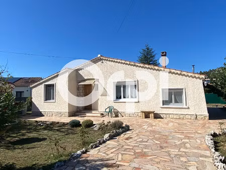 vente maison 4 pièces 82m2 château-arnoux-saint-auban 04600 - 255000 € - surface privée