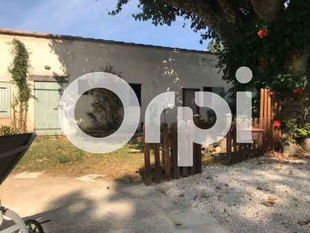 location maison 3 pièces 88m2 les pennes-mirabeau 13170 - 1371 € - surface privée