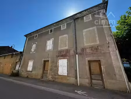 ancienne bâtisse  saint-barthélémy-de-vals