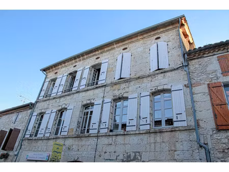 vente propriété 12 pièces 310 m² à saint-clar (32380)  198 500 €