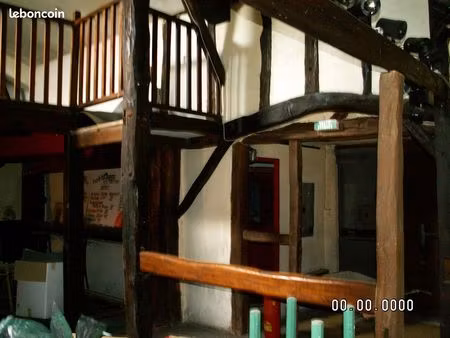 maison - bâtiments - terrain -verger 2200 m²